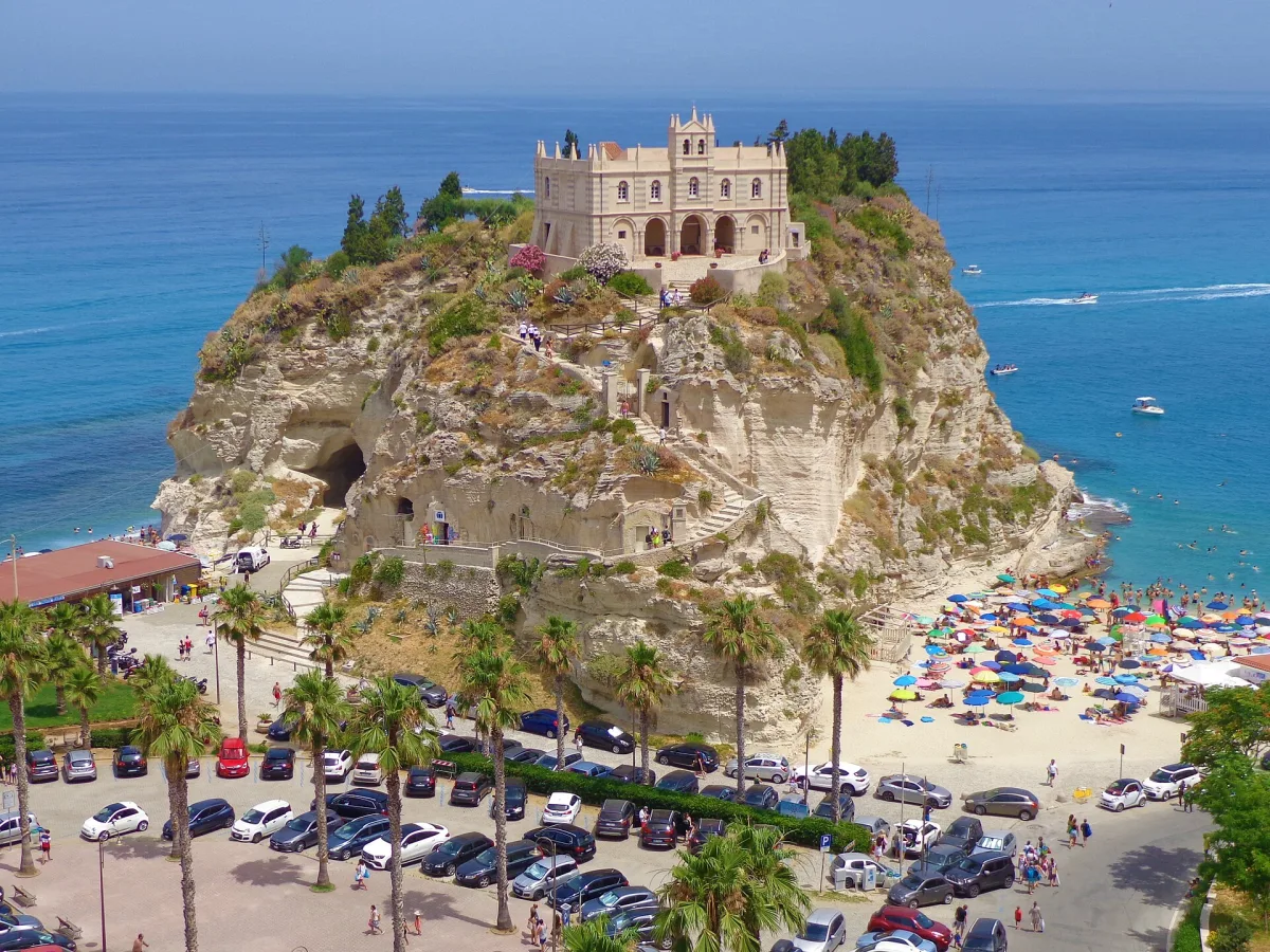 Come fotografare al meglio l’affaccio dei Sospiri a Tropea