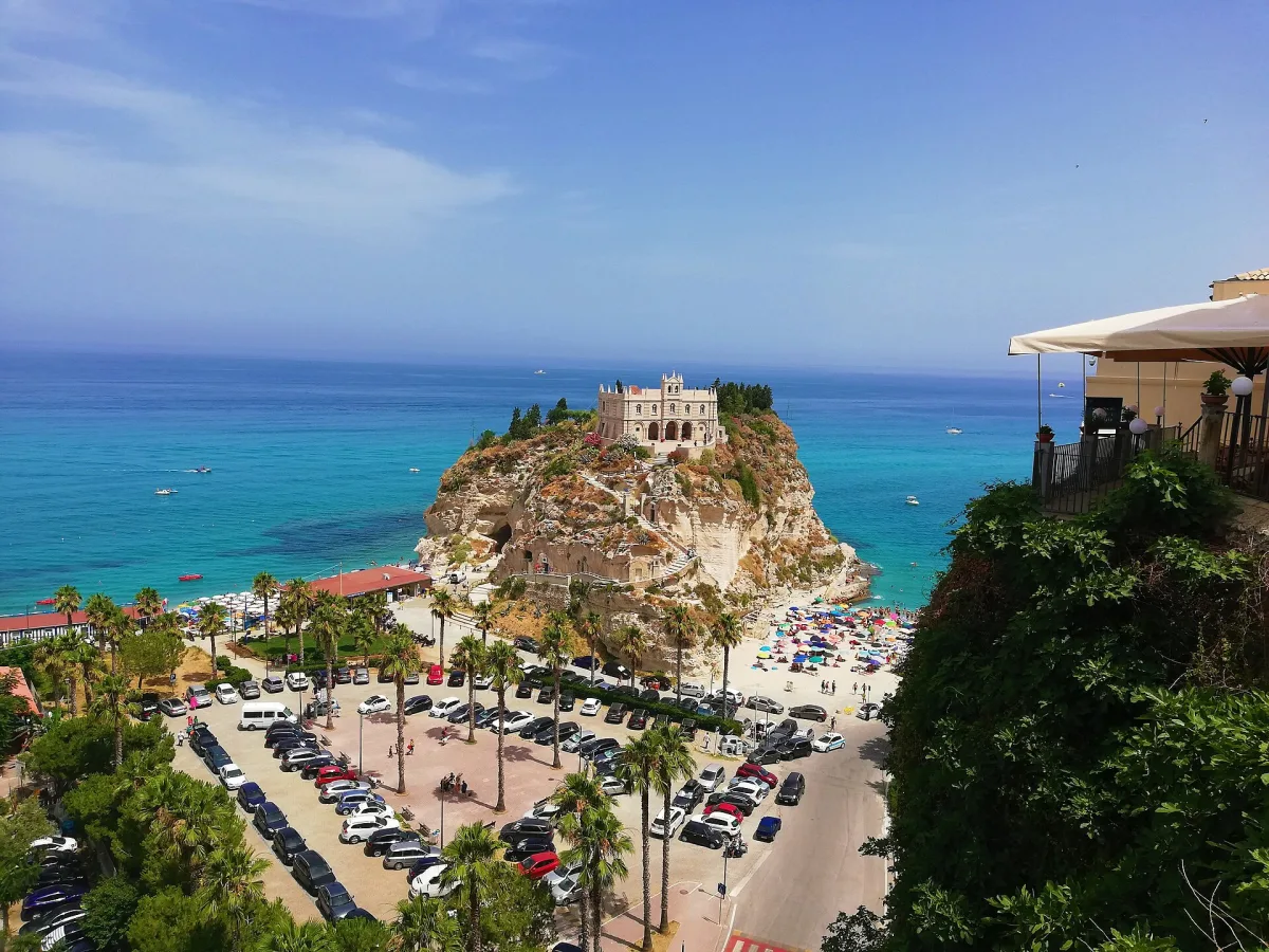 Dove parcheggiare a Tropea: guida aggiornata 2026